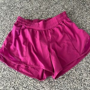 Lululemon 4inch Hotty Hot Short